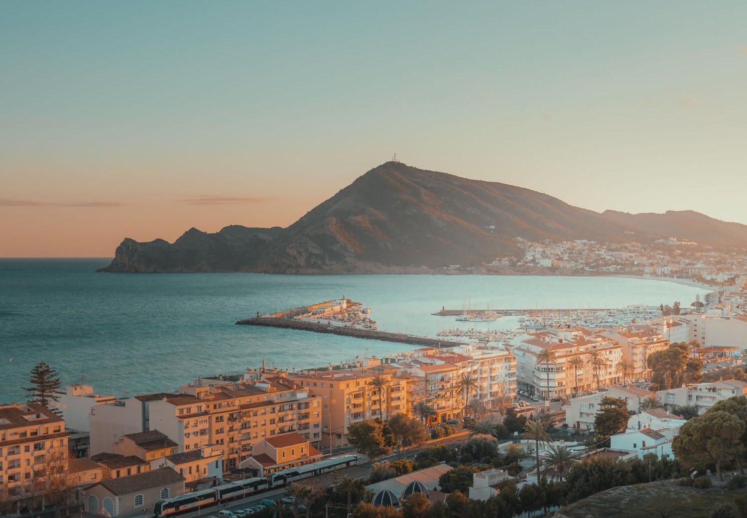 Vista de la Marina Baixa — zona de actuación de CiberBaixa